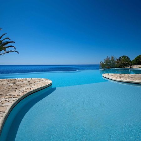 Hotel Costa dei Fiori Santa Margherita di Pula Esterno foto