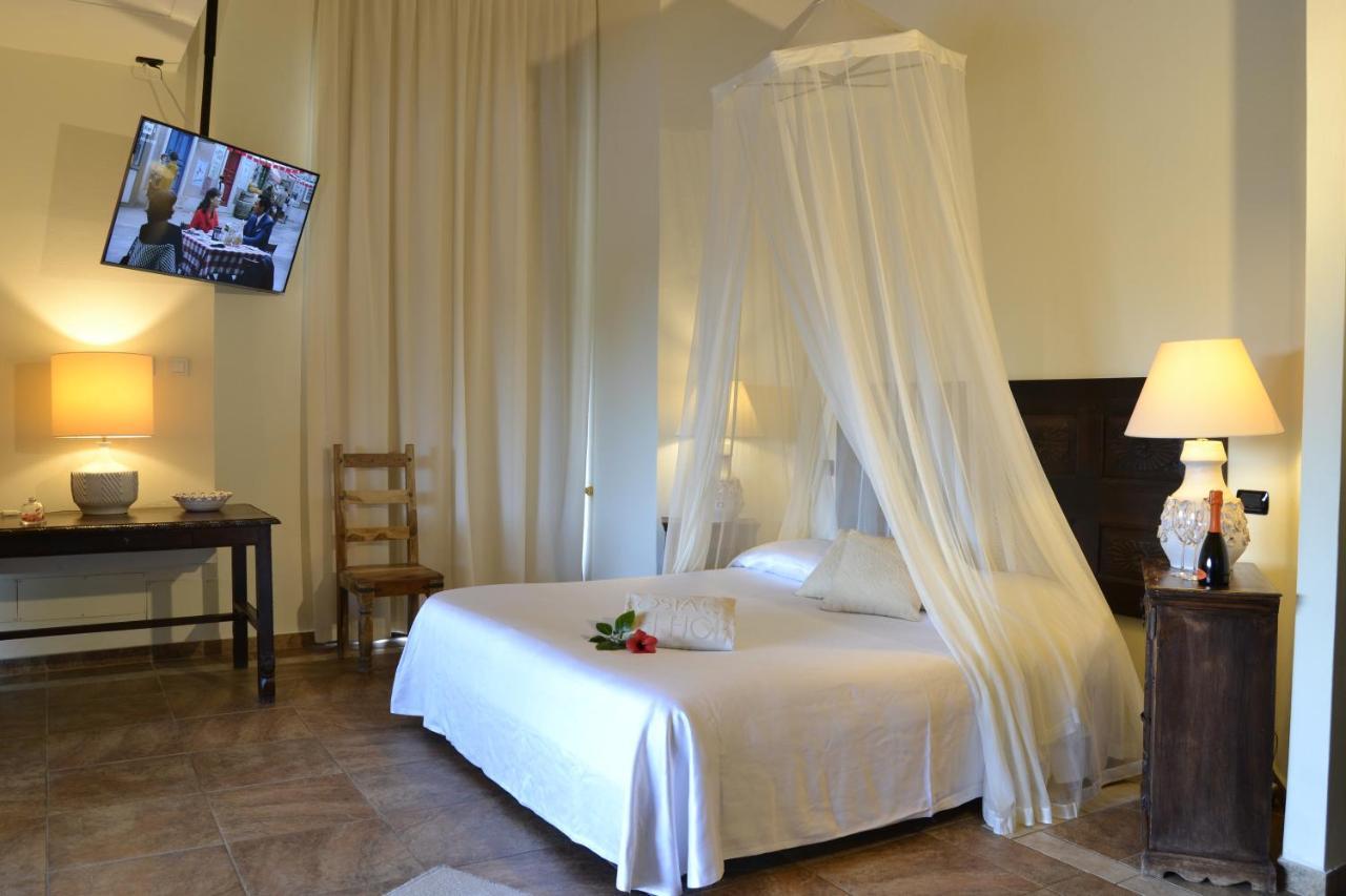 Hotel Costa dei Fiori Santa Margherita di Pula Esterno foto