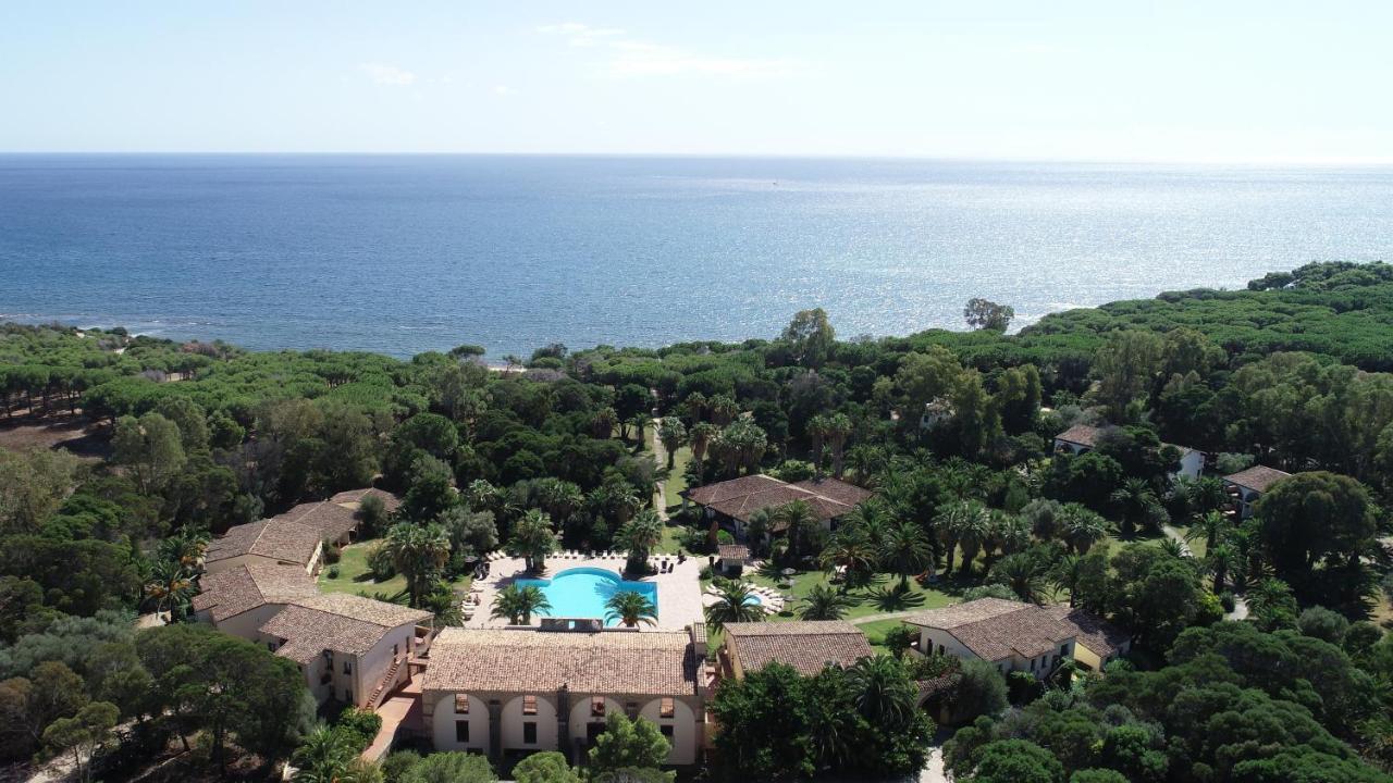 Hotel Costa dei Fiori Santa Margherita di Pula Esterno foto