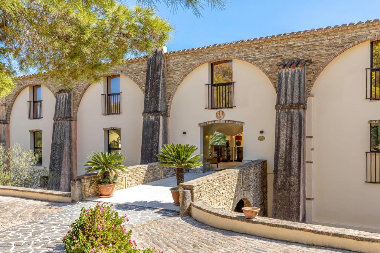 Hotel Costa dei Fiori Santa Margherita di Pula Esterno foto