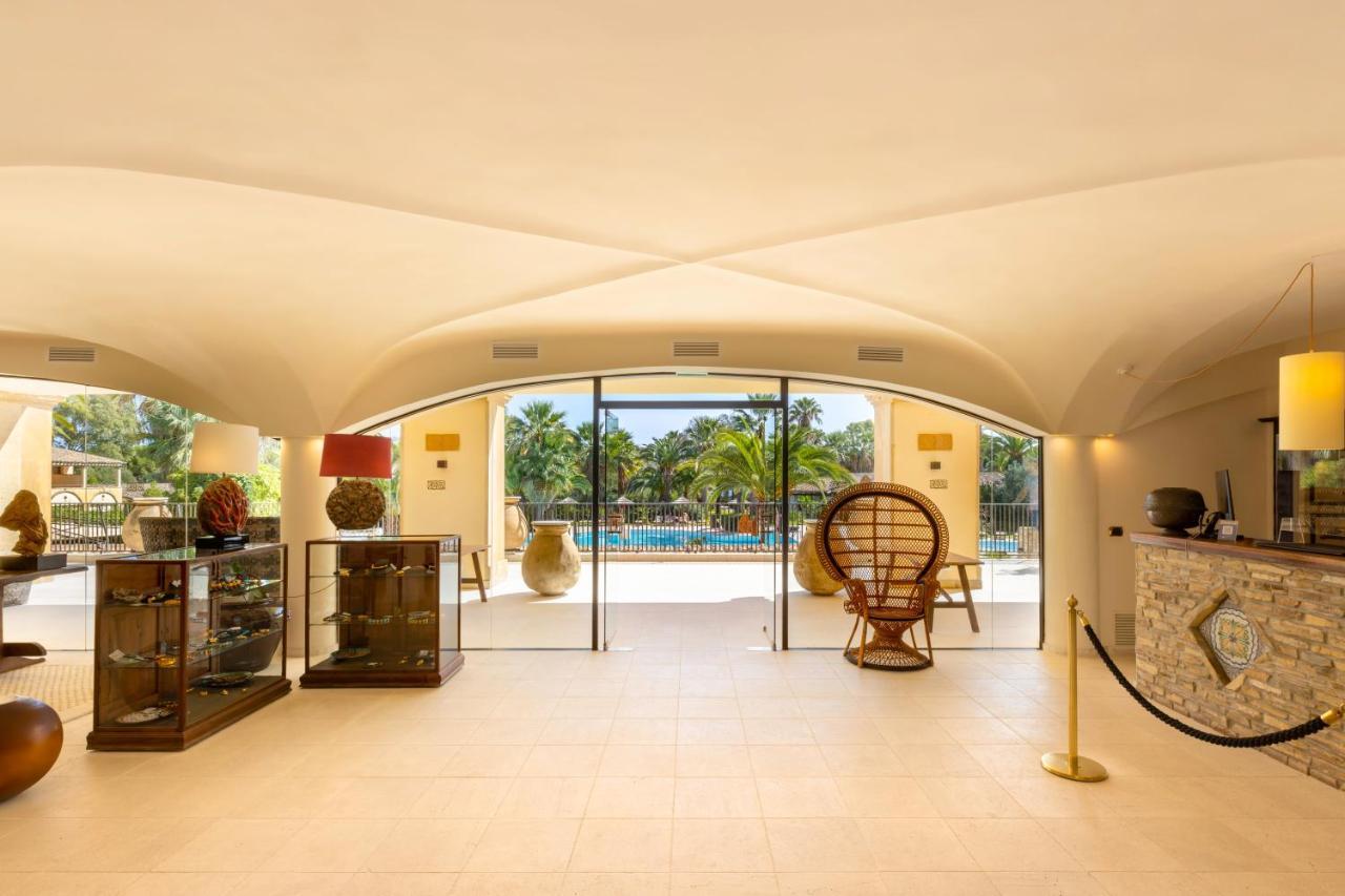 Hotel Costa dei Fiori Santa Margherita di Pula Esterno foto