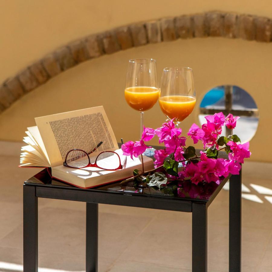 Hotel Costa dei Fiori Santa Margherita di Pula Esterno foto