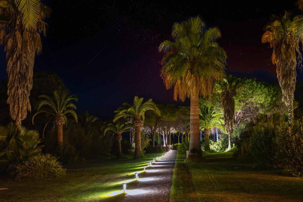 Hotel Costa dei Fiori Santa Margherita di Pula Esterno foto