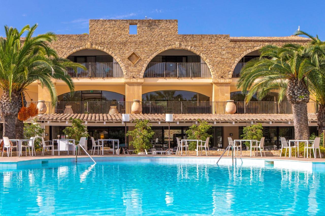 Hotel Costa dei Fiori Santa Margherita di Pula Esterno foto