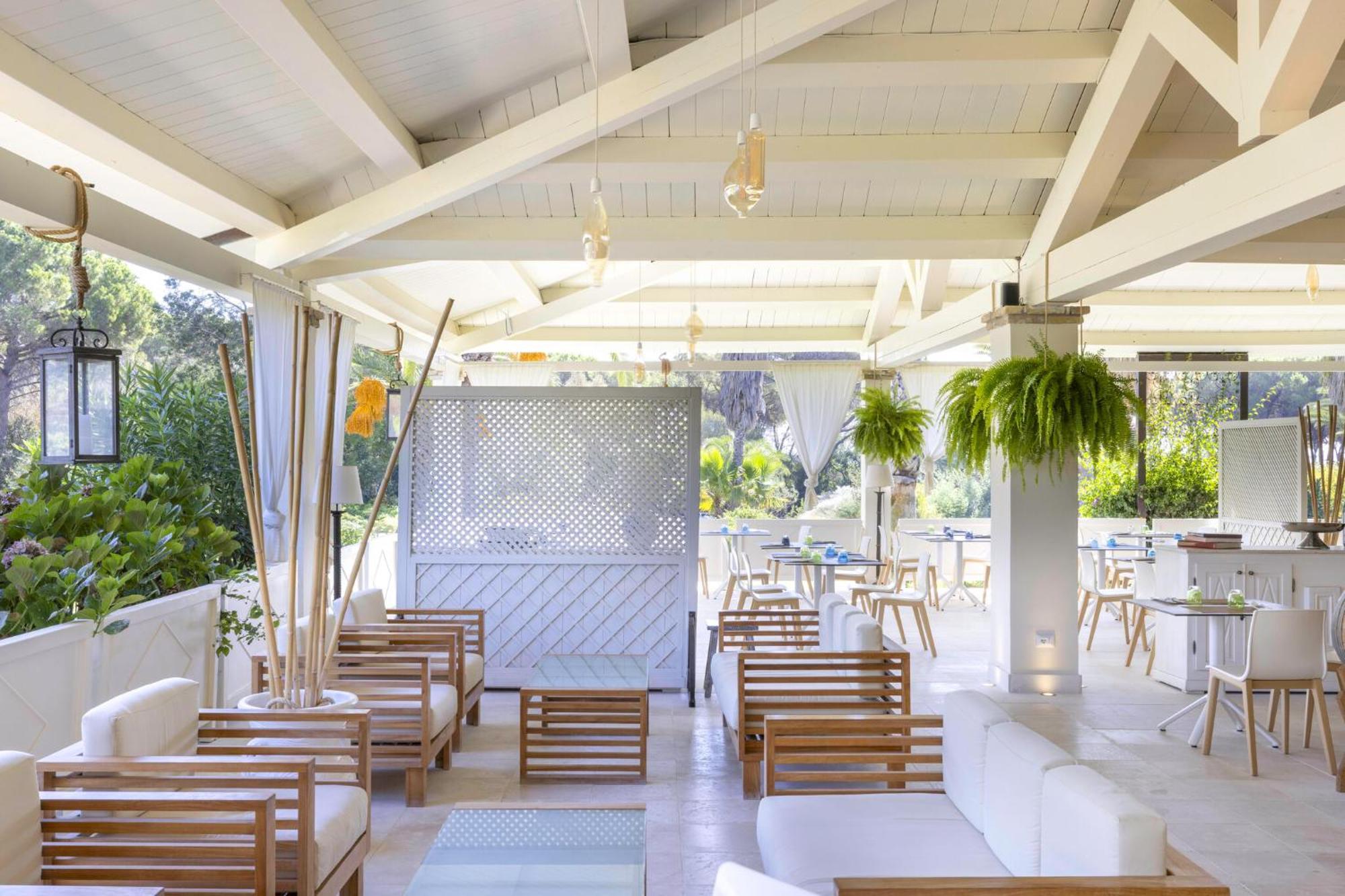 Hotel Costa dei Fiori Santa Margherita di Pula Esterno foto