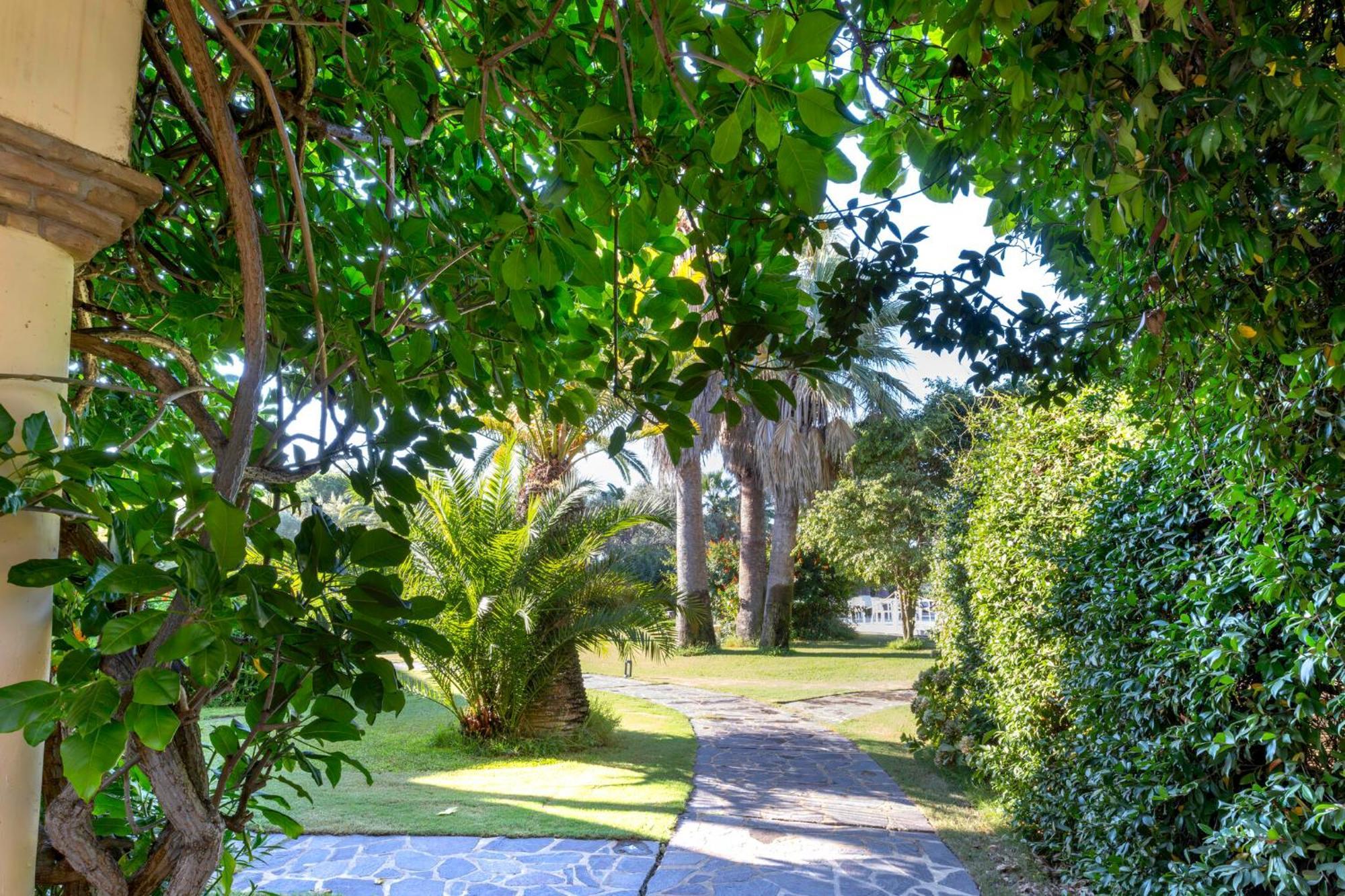 Hotel Costa dei Fiori Santa Margherita di Pula Esterno foto