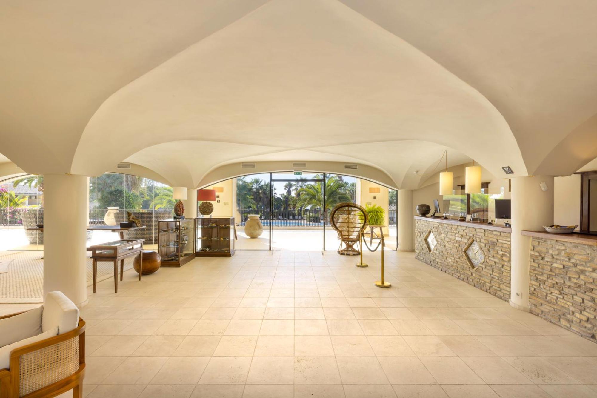 Hotel Costa dei Fiori Santa Margherita di Pula Esterno foto